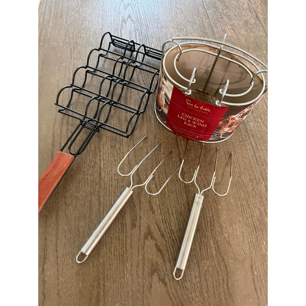 BBQ Grill Bundle Sur La Table Chicken Leg Wing Rack Corn Cob Basket Roast Forks